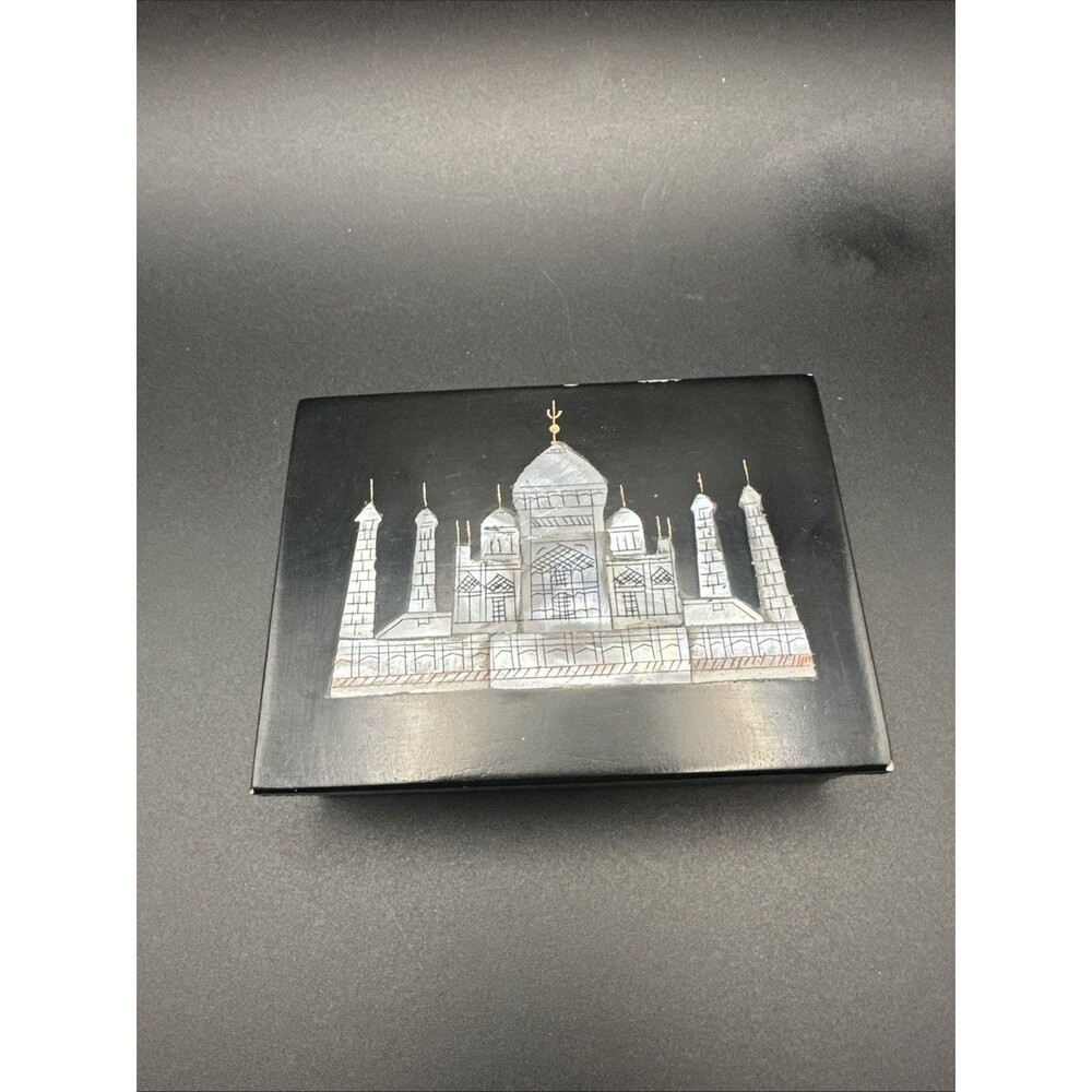 Taj Mahal Trinket Box w/Inlaid Mother Of Pearl Trinket Box 4”x3” Signed